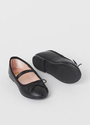 Балетки туфли для девочки от h&m чорные чорні4 фото