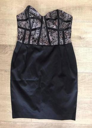 Нарядное платье