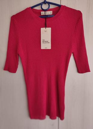 Новая  футболка zara размер s.оригинал с официального сайта.