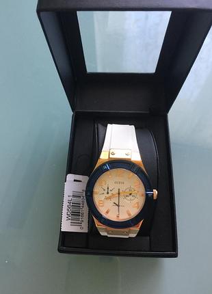 Годинник guess