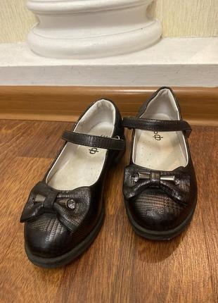 Туфли школьные на девочку (весна-осень)