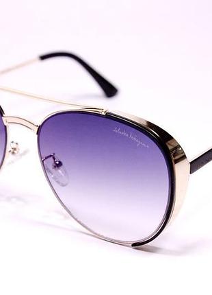 Сонцезахисні окуляри трендові