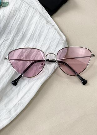 Сонцезахисні окуляри «котяче око» в металевій оправі від na-kd accessories