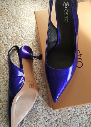 Фіолетові туфлі з відкритою п'яткою3 фото