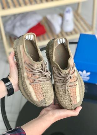 Кросівки adidas yeezy 350 v2 кроссовки5 фото