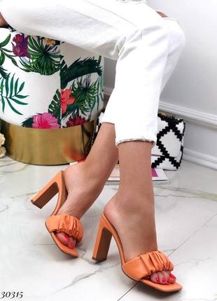 Жіночі босоніжки, сандалі шльопанці шльопанці сабо