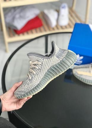 Кросівки кроссовки yeezy 350 v2 5