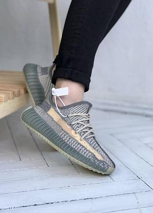 Кросівки кроссовки yeezy 350 v2 7