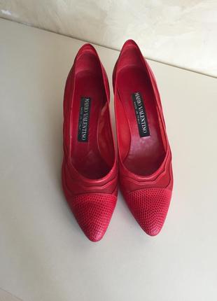 Шкіряні туфлі човники від валентино valentino оригінал authentic
