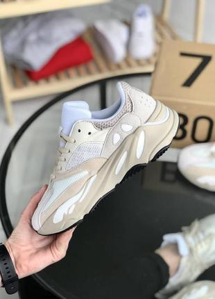 Adidas yeezy 700 кросівки кроссовки4 фото