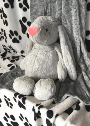 М'яка іграшка/подушка+плед сірий заєць, в наявності забарвлення