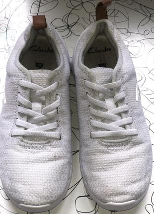 Кроси від кларкс 30 р (20см)