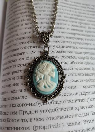 Кулон-камея вінтаж