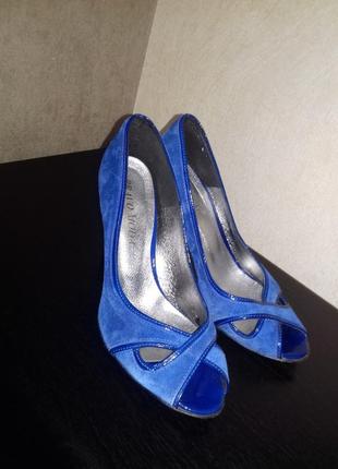 Туфли натуральные  женские размер 38