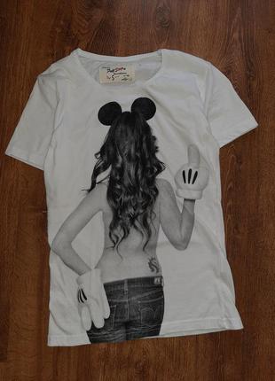 Футболка цікава)