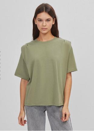 Оливковая хлопковая футболка