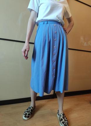Юбка миди а силуэт трапициевидная голубая от dessign essencial в стиле mango3 фото