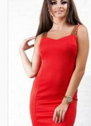 Червоне міні плаття