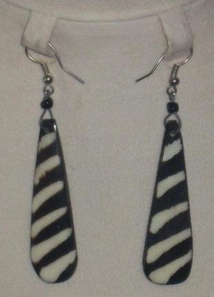 Сережки жіночі. висульки. краватки.