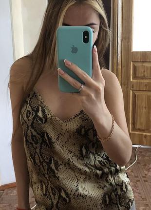 Трендова майка зміїний принт missguided