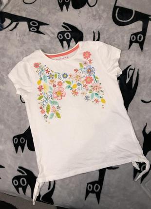 Дуже красива футболка 10-11л