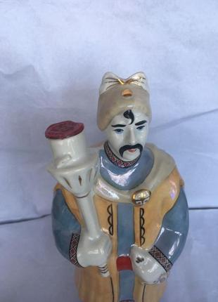 Порцелянова статуетка "козак" 8