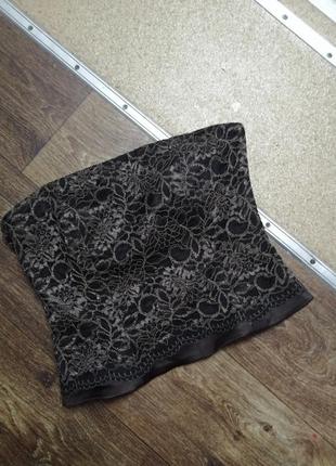 Гарний мереживний корсет