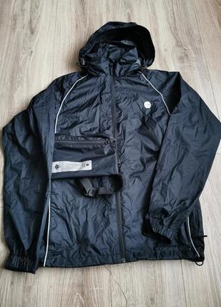 Продам курточку ветровку 46 nord