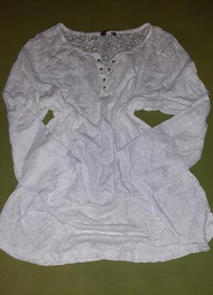 Лёгкая нежная кофточка, футболка, блузка, с кружевной вставкой