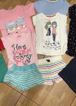 Вещи футболка, шорты, юбка, комбинезон, блуза для девочки на 4-6 лет.