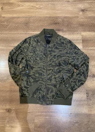 Чоловічий бомбер sevenseries