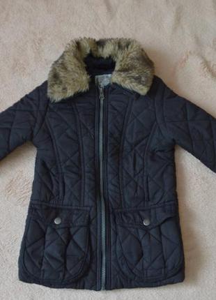 Класна модна курточка на дівчинку 7-8 років,чорного кольору