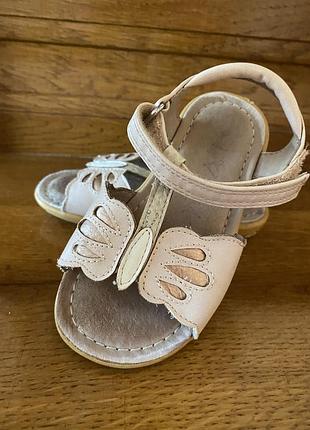 Босоножки для девочки