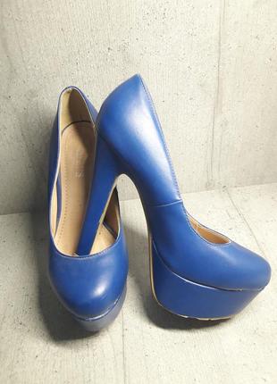Фирменные туфли благородного синего цвета1 фото