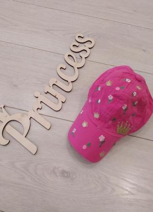 Бейсболка з короною