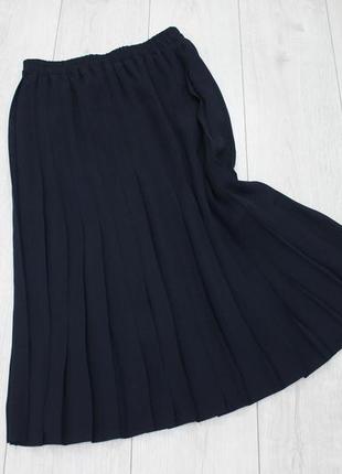 Темно-синяя юбка плиссе миди1 фото
