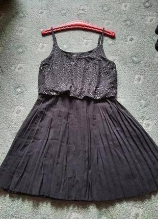 Шикарное платье с юбкой плиссе desigual7 фото