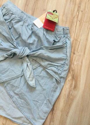 Джинсова спідниця на запах