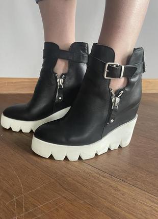Ботинки ботильоны