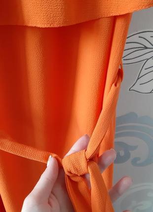 Яркое оранжевое летнее короткое платье сарафан с воланом открытыми плечами new look4 фото