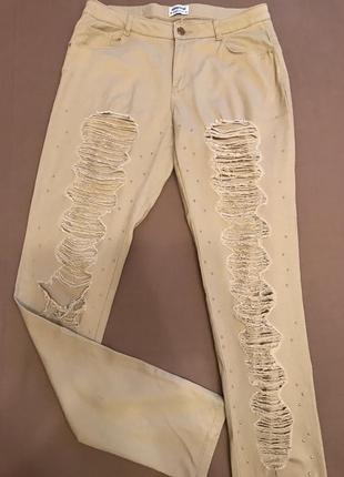 Mayoral рвані джинси стильні штани в молочному кольорі р . 46 - 48 зростання 167 )