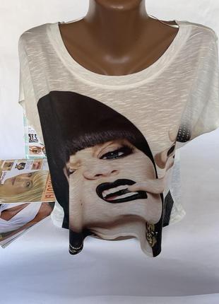 Стильная футболка