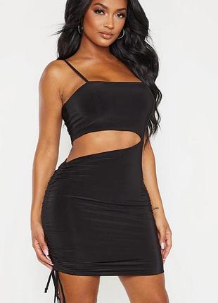 Сукня prettylittlething