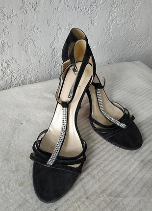 Босоніжки великий розм.40.joyca.