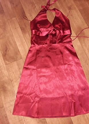 Платье атласное