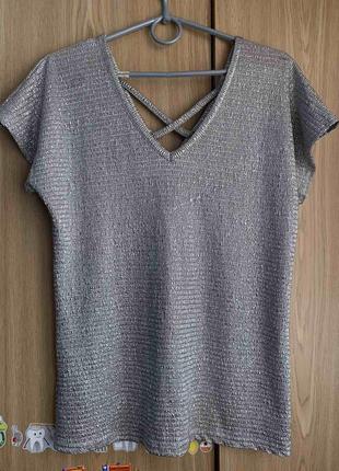 Срібляста блузка футболка peacocks