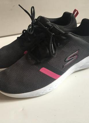 Кросівки skechers р. 39 жіночі кроссовки скечерс