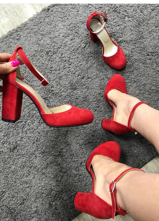 Туфли из натуральной красной замши на высоком каблуке 9см