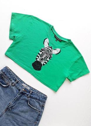 Футболочка topshop с вышивкой