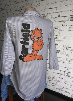 Сорочка з малюнком на спині 2